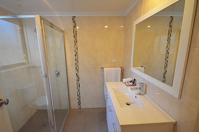 Avondel Motor Inn Беналла Экстерьер фото