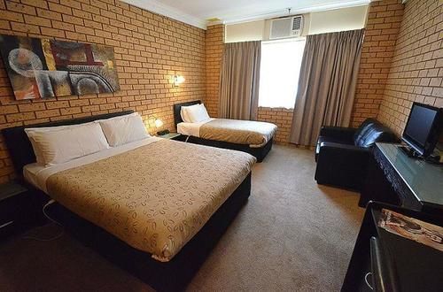 Avondel Motor Inn Беналла Экстерьер фото